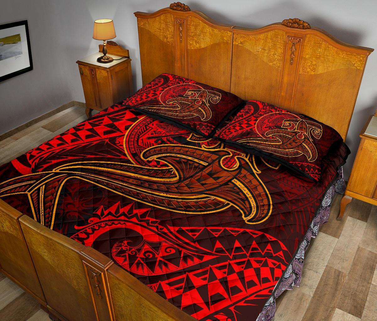 American Samoa Quilt Bed Set - Red Shark Polynesian Tattoo - Polynesian Pride
