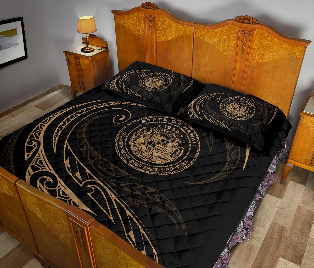 Hawaii Coat Of Arms Quilt Bed Set - Gold - Frida Style - Polynesian Pride