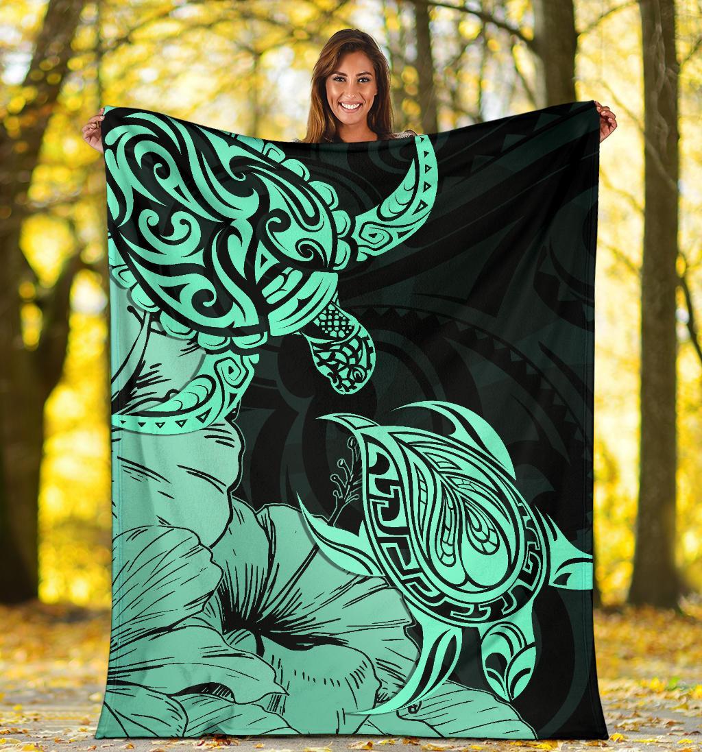 Hawaii Turtle Premium Blanket Polynesian Hibiscus Art Turquoise AH - Polynesian Pride