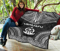 Vanuatu Premium Quilt - Vanuatu Coat Of Arms Polynesian Chief Black Version - Polynesian Pride