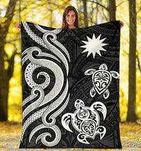Nauru Premium Blanket - White Tentacle Turtle - Polynesian Pride
