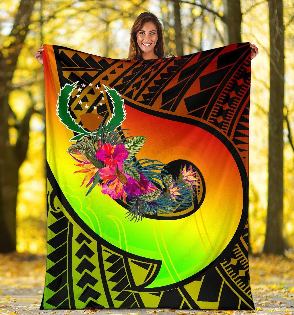 Pohnpei Premium Blanket - Polynesian Hook And Hibiscus (Raggae) - Polynesian Pride