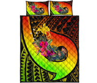 Papua New Guinea Quilt Bed Set - Polynesian Hook And Hibiscus (Raggae) - Polynesian Pride
