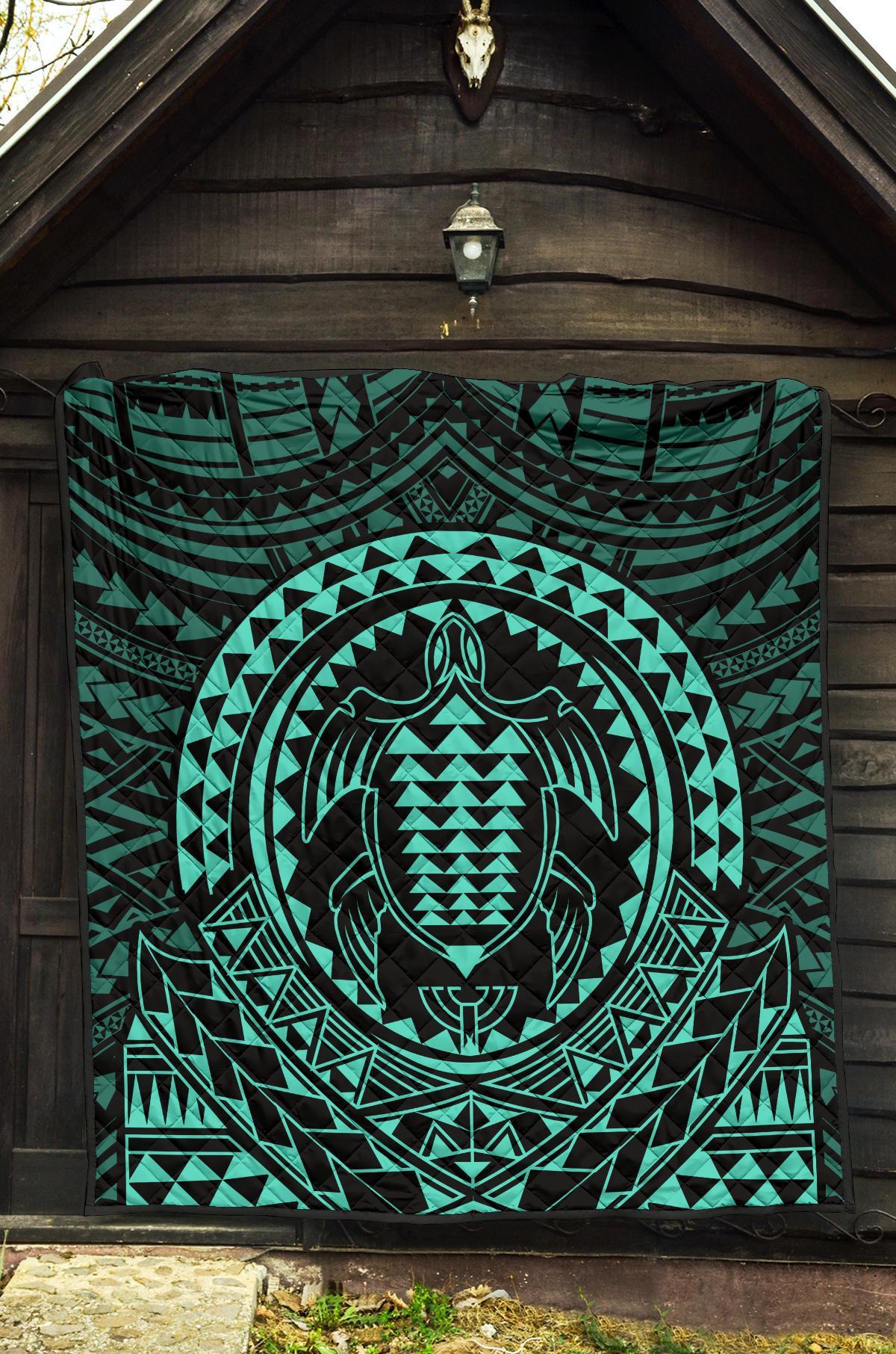 Hawaiian Kakau Honu Arc Turquoise Polynesian Premium Quilt - Polynesian Pride