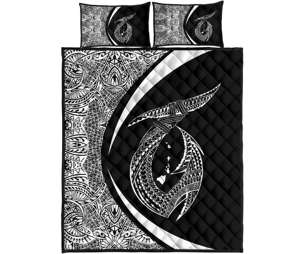 Hawaii Fish Hook Polynesian Quilt Bed Set - Circle Style White White - Polynesian Pride