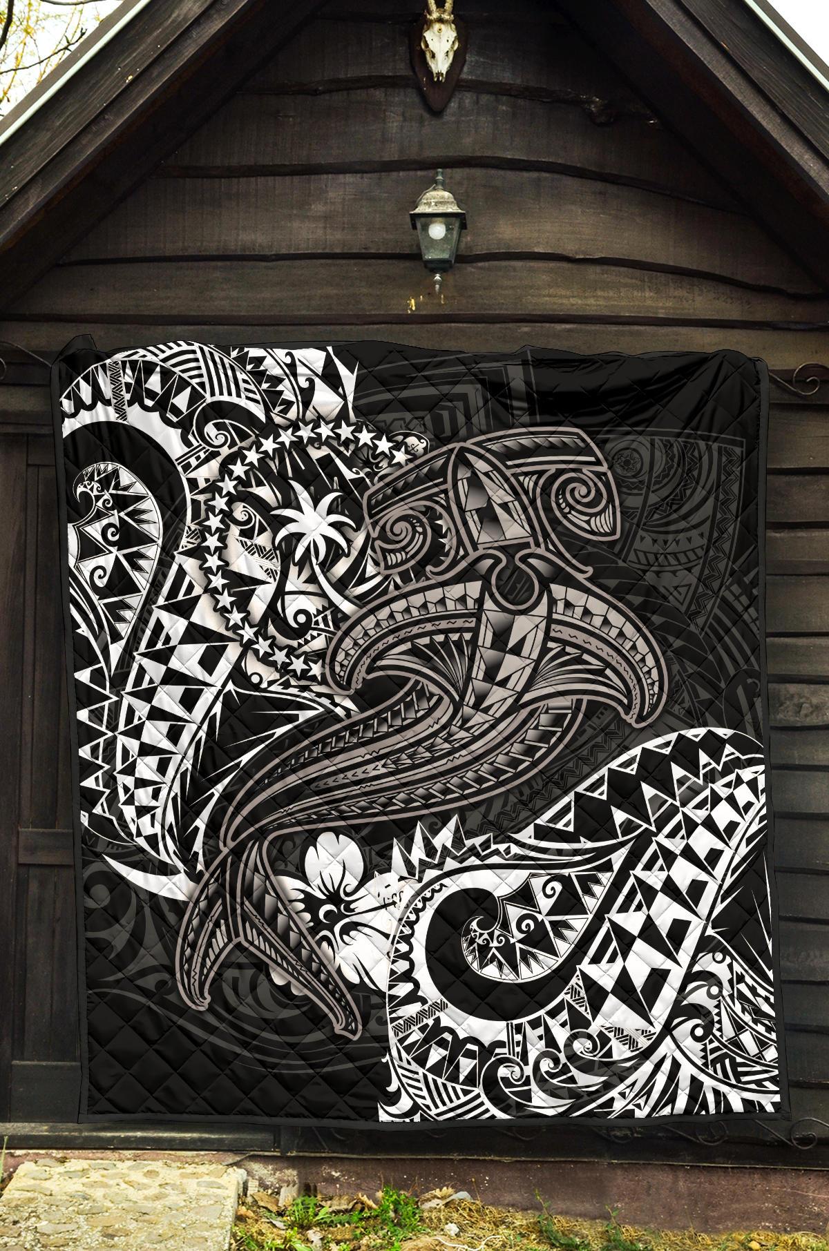 Chuuk Premium Quilt - White Shark Polynesian Tattoo - Polynesian Pride