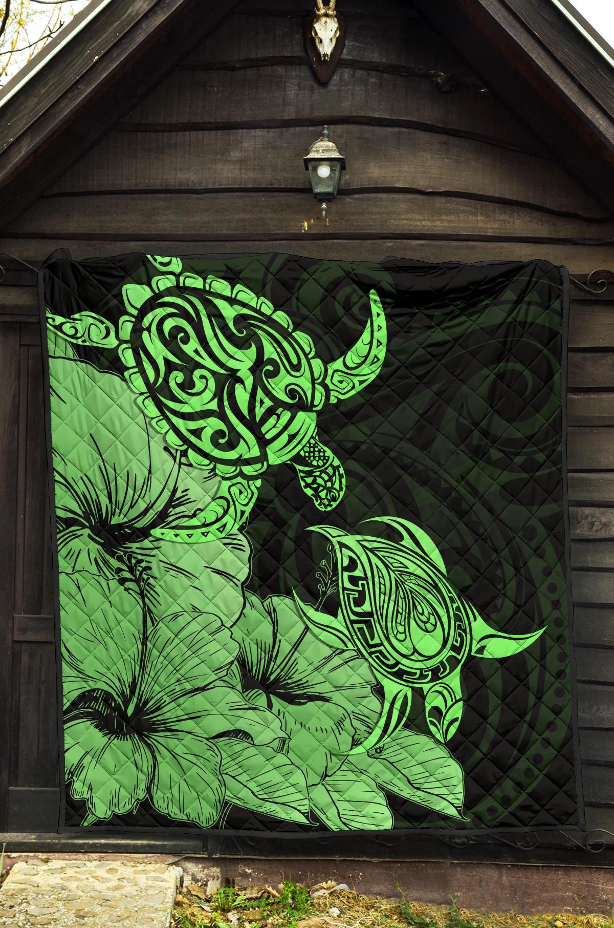 Hawaii Turtle Premium Quilt Polynesian Hibiscus Art Green AH - Polynesian Pride