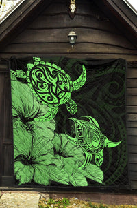Hawaii Turtle Premium Quilt Polynesian Hibiscus Art Green AH - Polynesian Pride