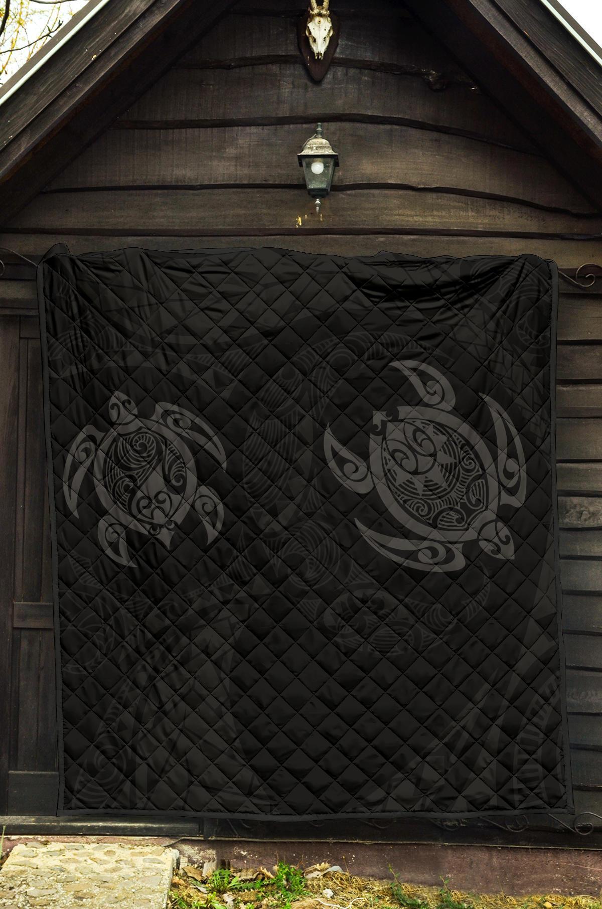 Hawaii Polynesian Turtle Premium Quilt Grey - Polynesian Pride