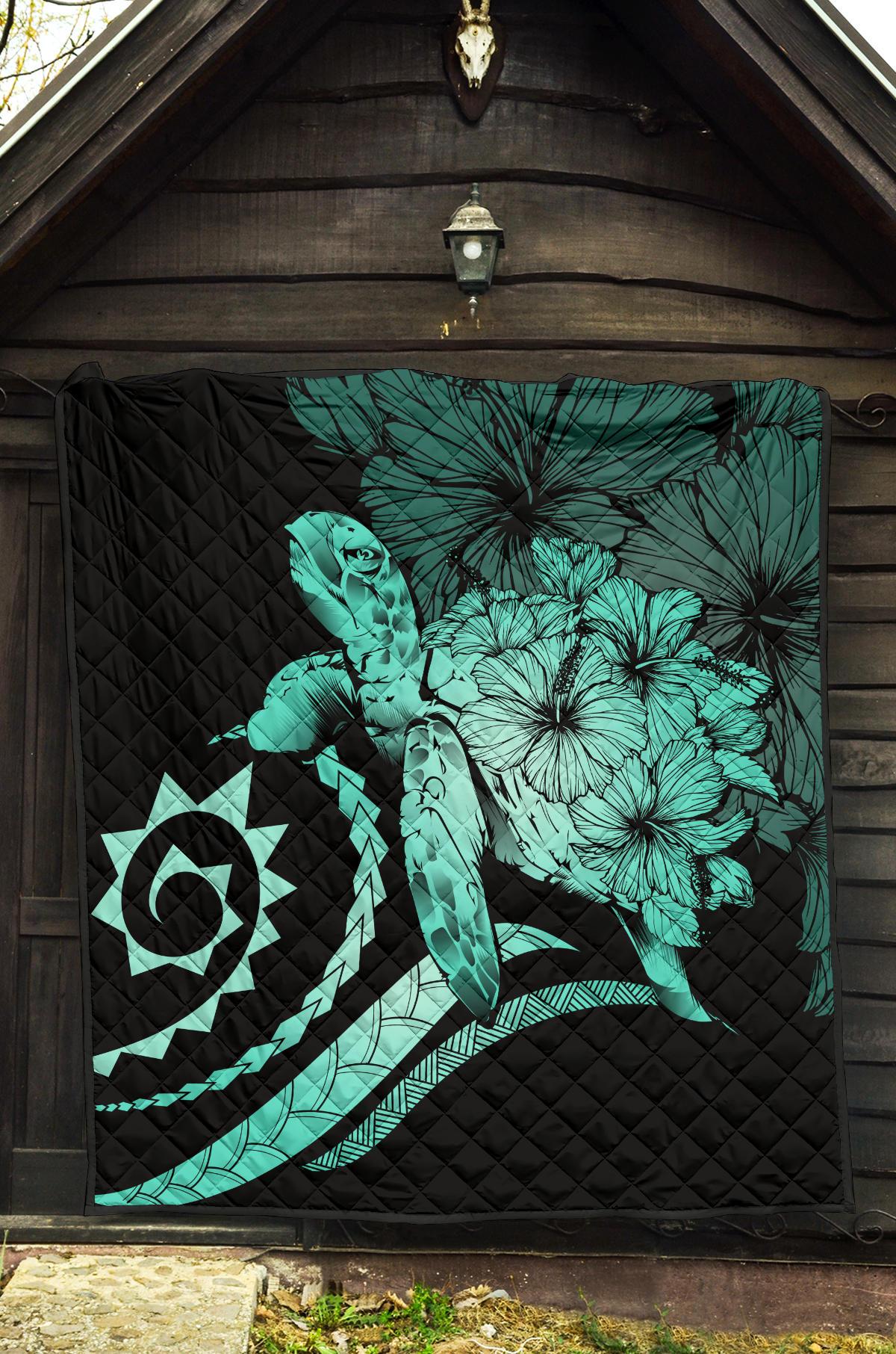 Hawaii Turtle Hibiscus Polynesian Vintage Premium Quilt - Turquoise - Polynesian Pride