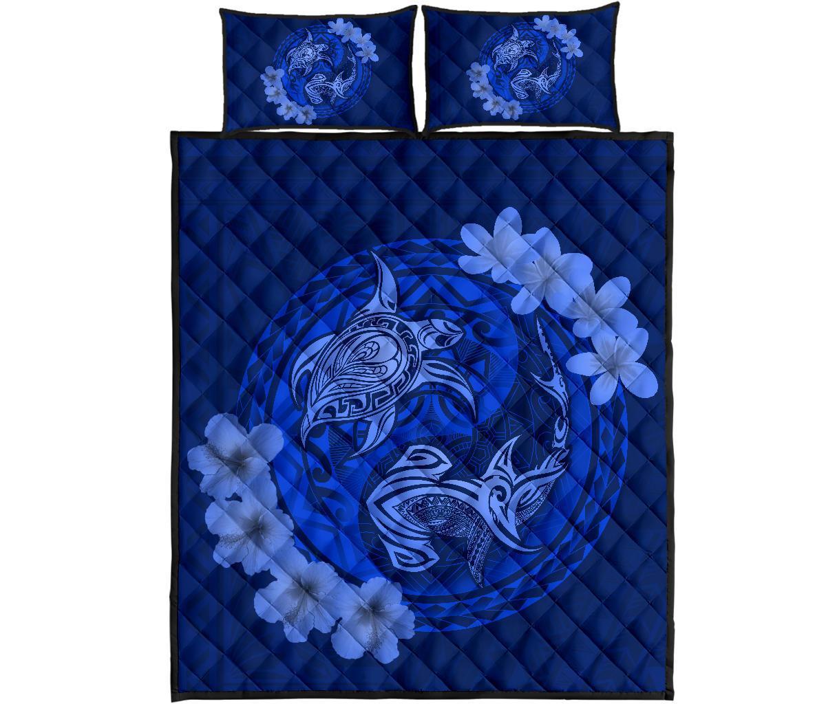 Hawaii Yin Yang Turtle Shark Hibiscus Plumeria Quilt Bed Set - Blue Blue - Polynesian Pride