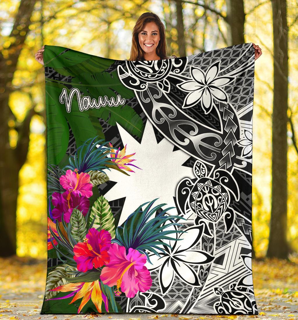 Nauru Premium Blanket - Turtle Plumeria Banana Leaf - Polynesian Pride