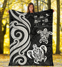 Fiji Polynesian Premium Blanket - White Tentacle Turtle Crest - Polynesian Pride