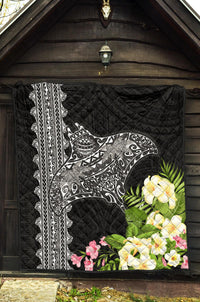 Hawaii Premium Quilt - Mantaray With Hibiscus Flowers - Polynesian Pride