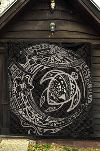 Hawaiian Turtle Polynesian White Premium Quilt - Polynesian Pride