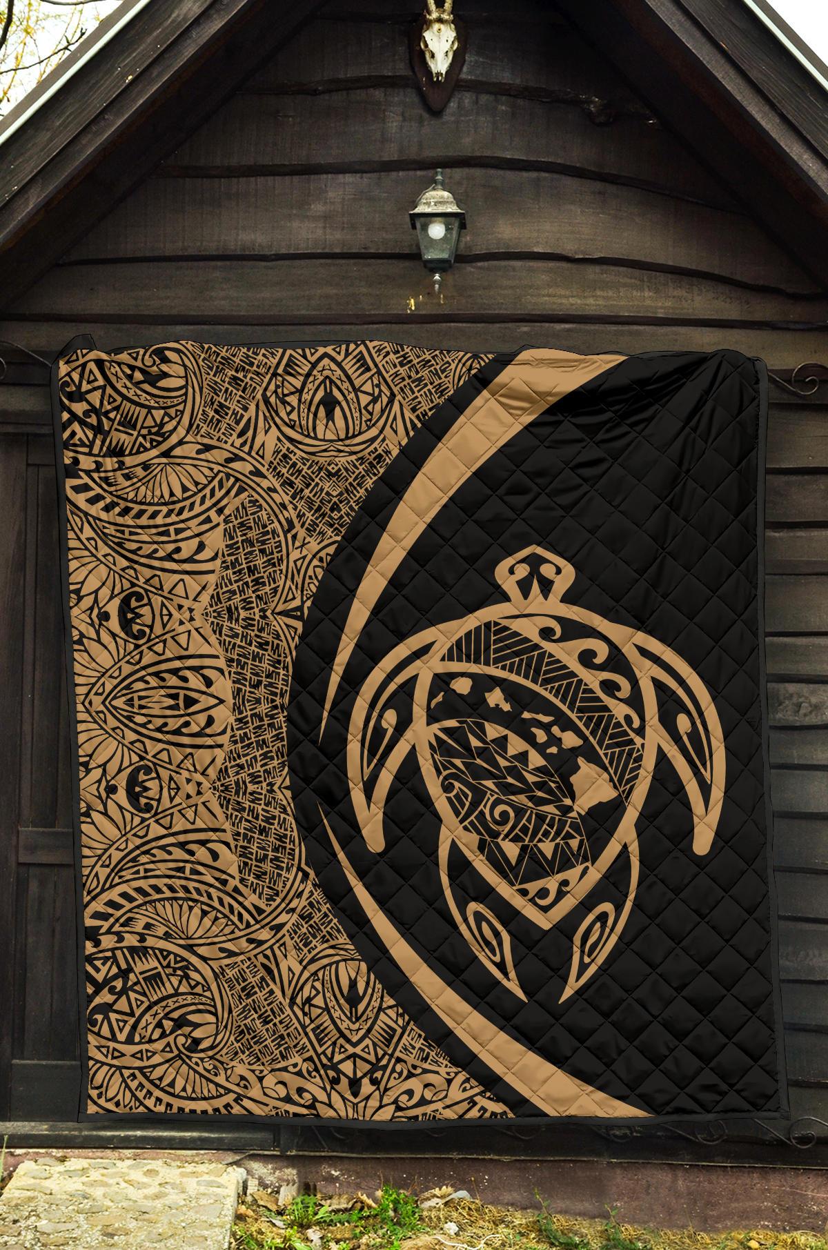 Hawaii Turtle Map Polynesian Premium Quilt - Gold - Circle Style - Polynesian Pride