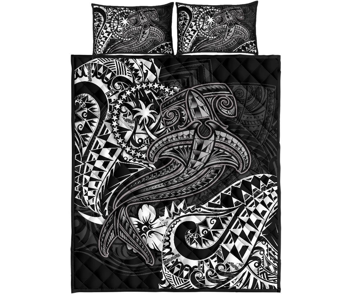Chuuk Quilt Bed Set - White Shark Polynesian Tattoo - Polynesian Pride