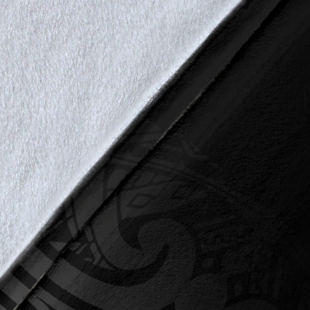 Hawaii Premium Blanket - Turtle Black Fog Style - Polynesian Pride