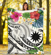 Nauru Polynesian Premium Blanket - Summer Plumeria (White) - Polynesian Pride