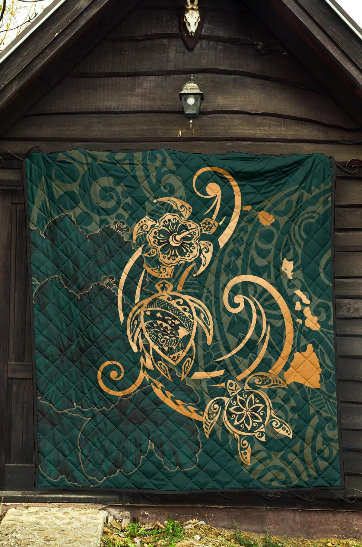 Hawaii Triple Marble Turtle Polynesian Hibiscus Premium Quilt - AH - Benjamin Style - Green - Polynesian Pride
