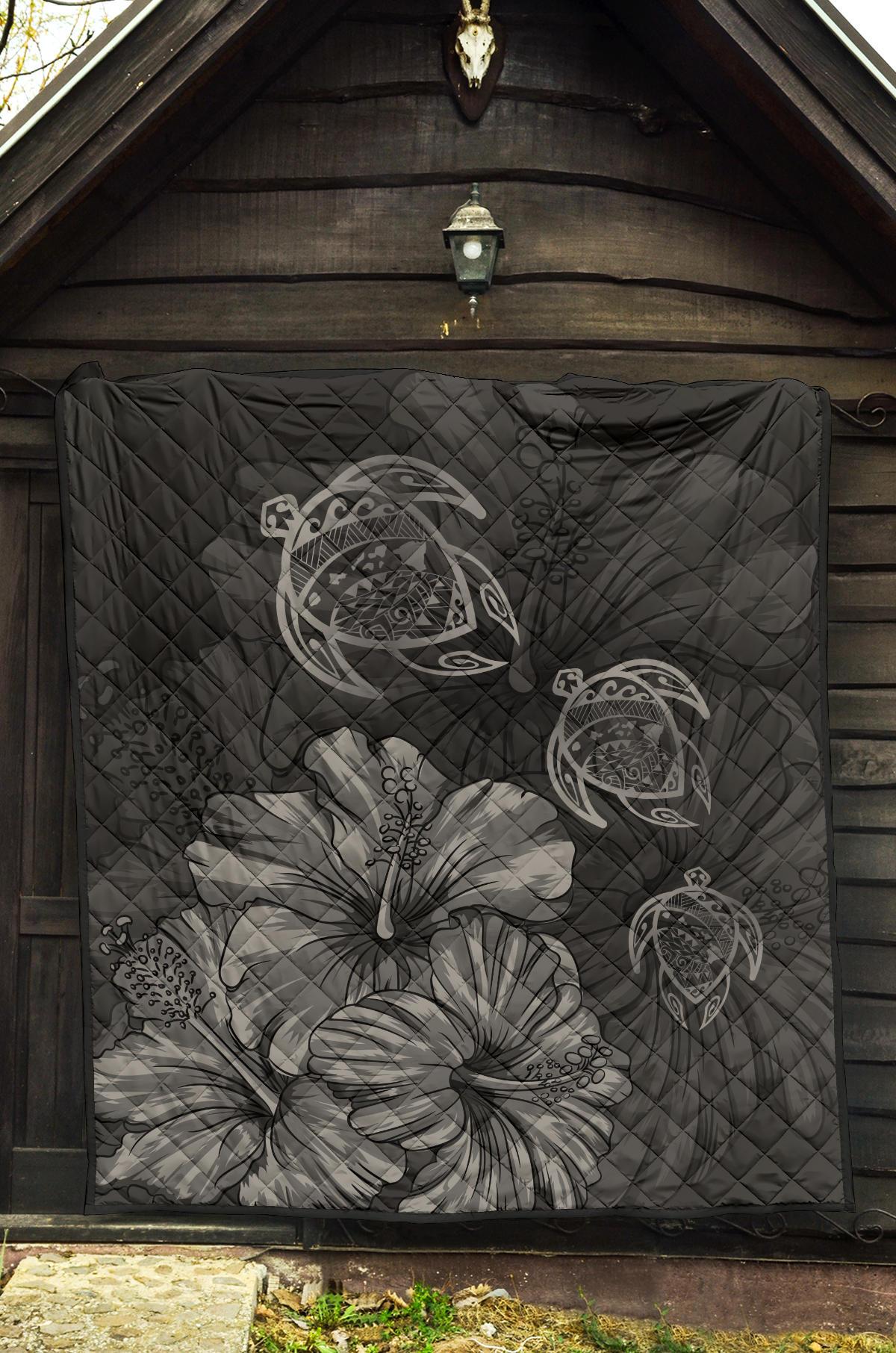Hawaiian Map Turtle Hibiscus Vintage Polynesian Premium Quilt Gray - Polynesian Pride