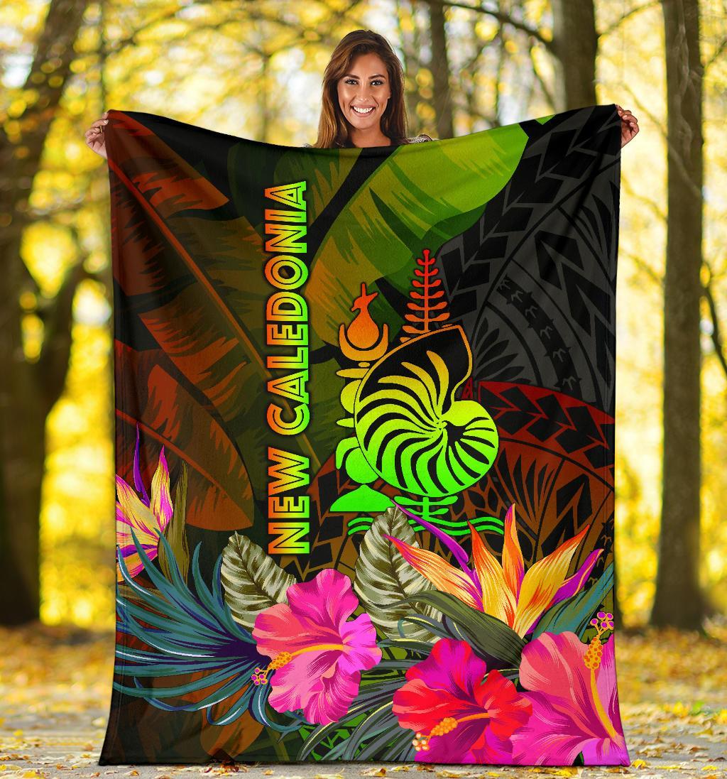 New Caledonia Polynesian Premium Blanket - Hibiscus and Banana Leaves - Polynesian Pride