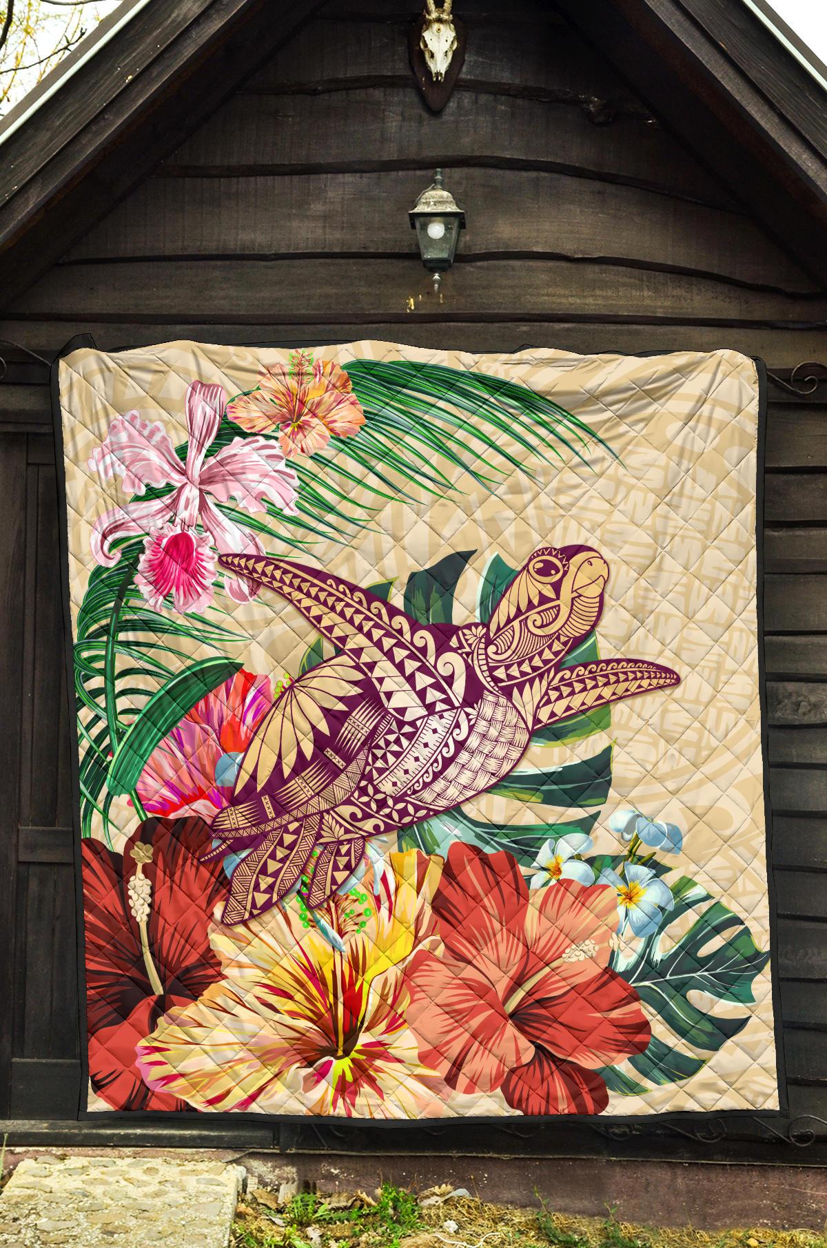 Hawaii Tropical Hibiscus Plumeria Turtle Beige Premium Quilt - Polynesian Pride