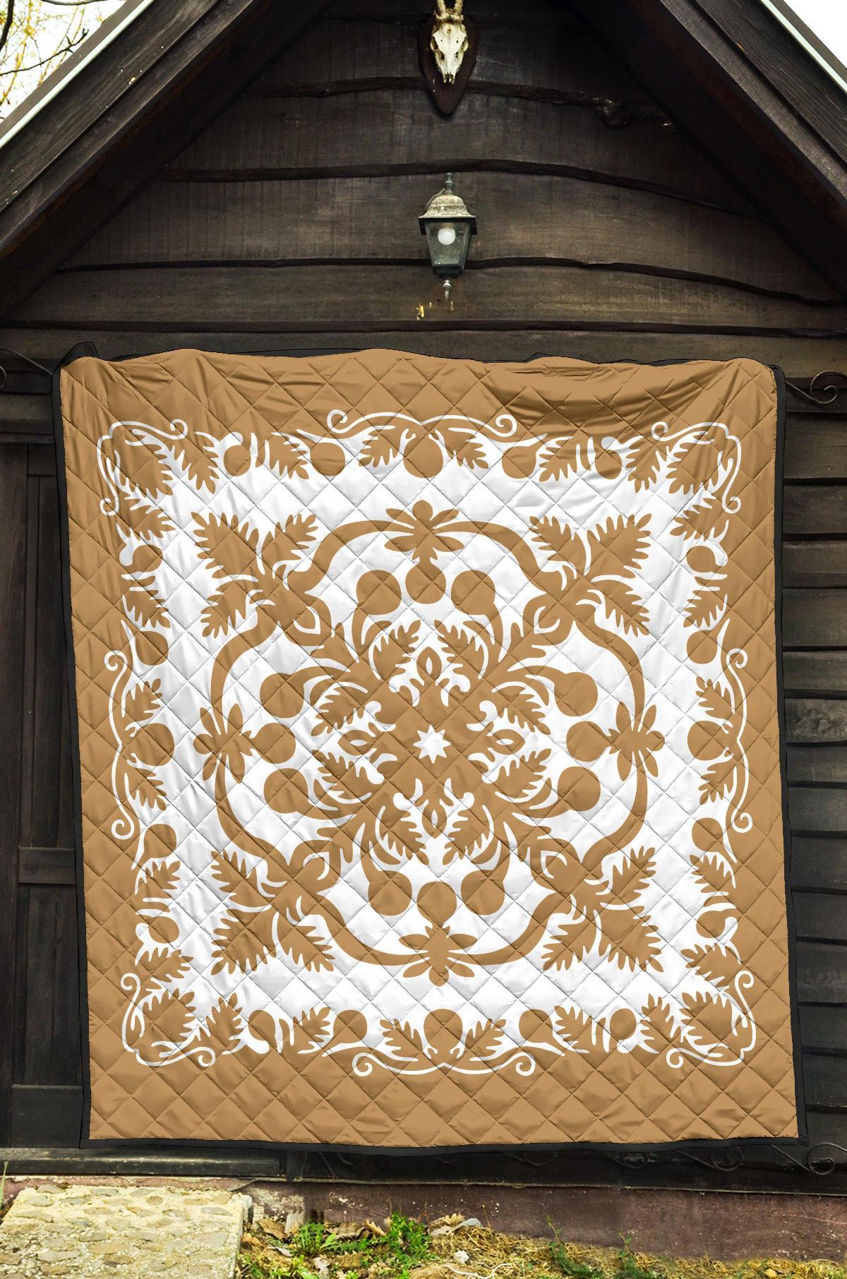 Hawaii Premium Quilt Royal Pattern - Gold And White - Polynesian Pride