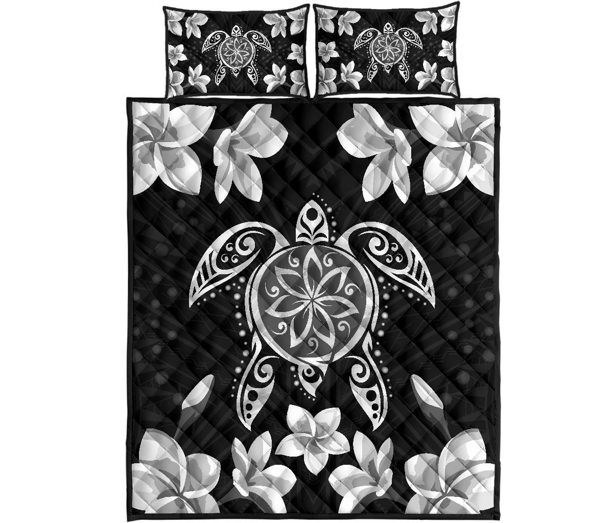 Hawaiian Silver Turtle Plumeria Quilt Bed Set Black - Polynesian Pride