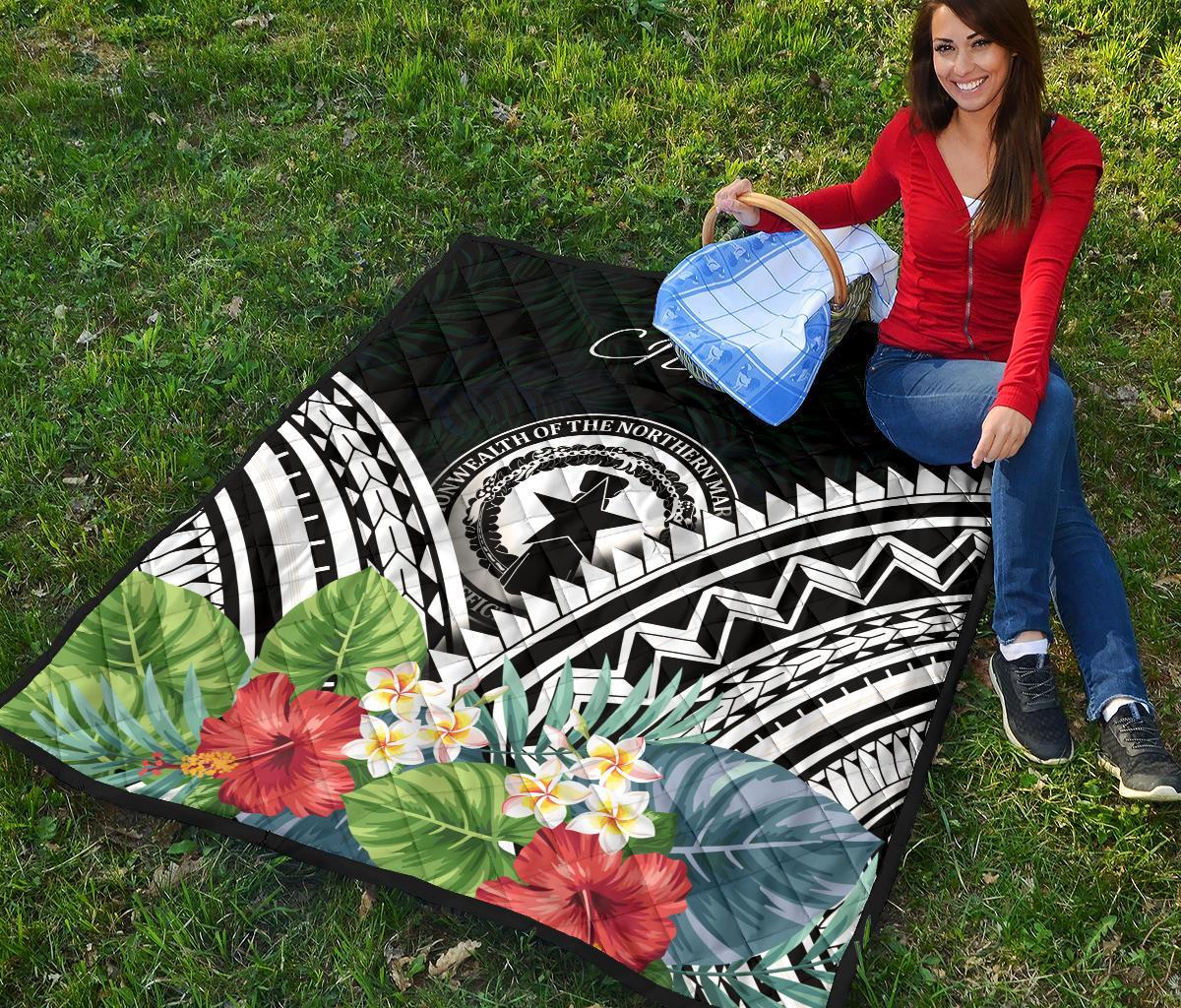 CNMI Premium Quilt - CNMI Coat of Arms & Polynesian Tropical Flowers White - Polynesian Pride