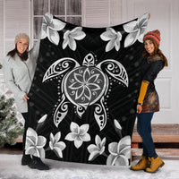 Hawaiian Silver Turtle Plumeria Blanket - Polynesian Pride
