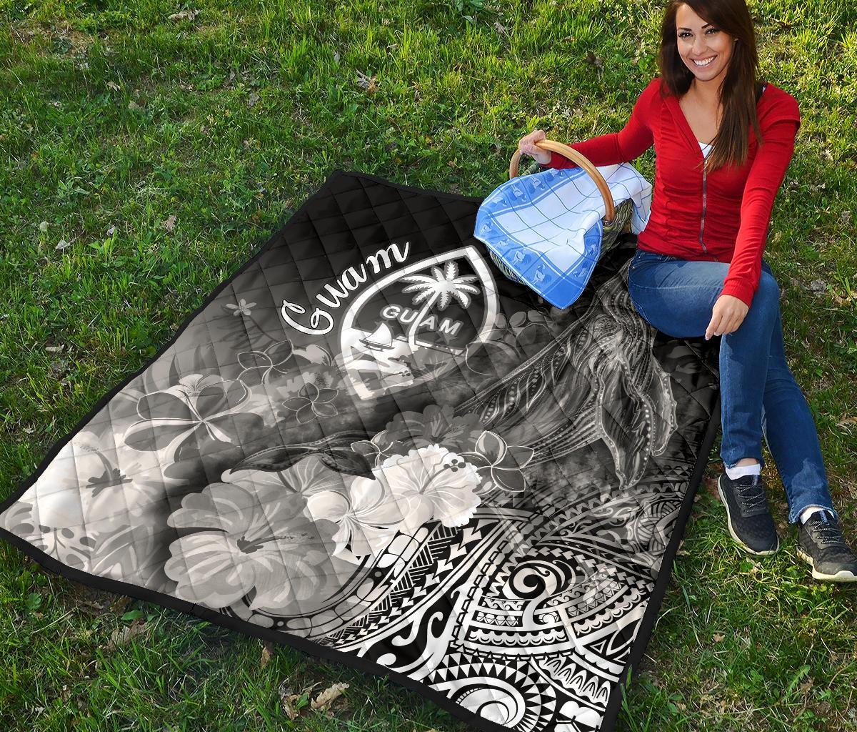 Guam Premium Quilt - Humpback Whale with Tropical Flowers (White) - Polynesian Pride