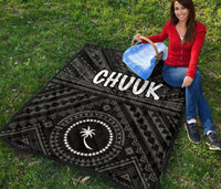 Chuuk Premium Quilt - Chuuk Seal With Polynesian Tattoo Style ( Black) - Polynesian Pride
