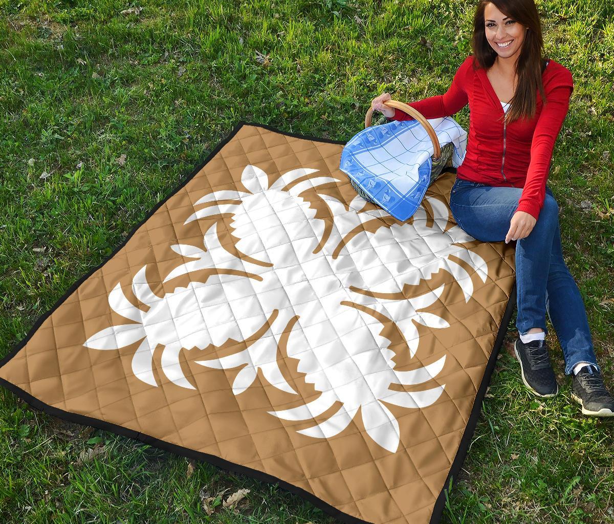 Hawaiian Premium Quilt Royal Pattern - Gold - A2 Style - Polynesian Pride