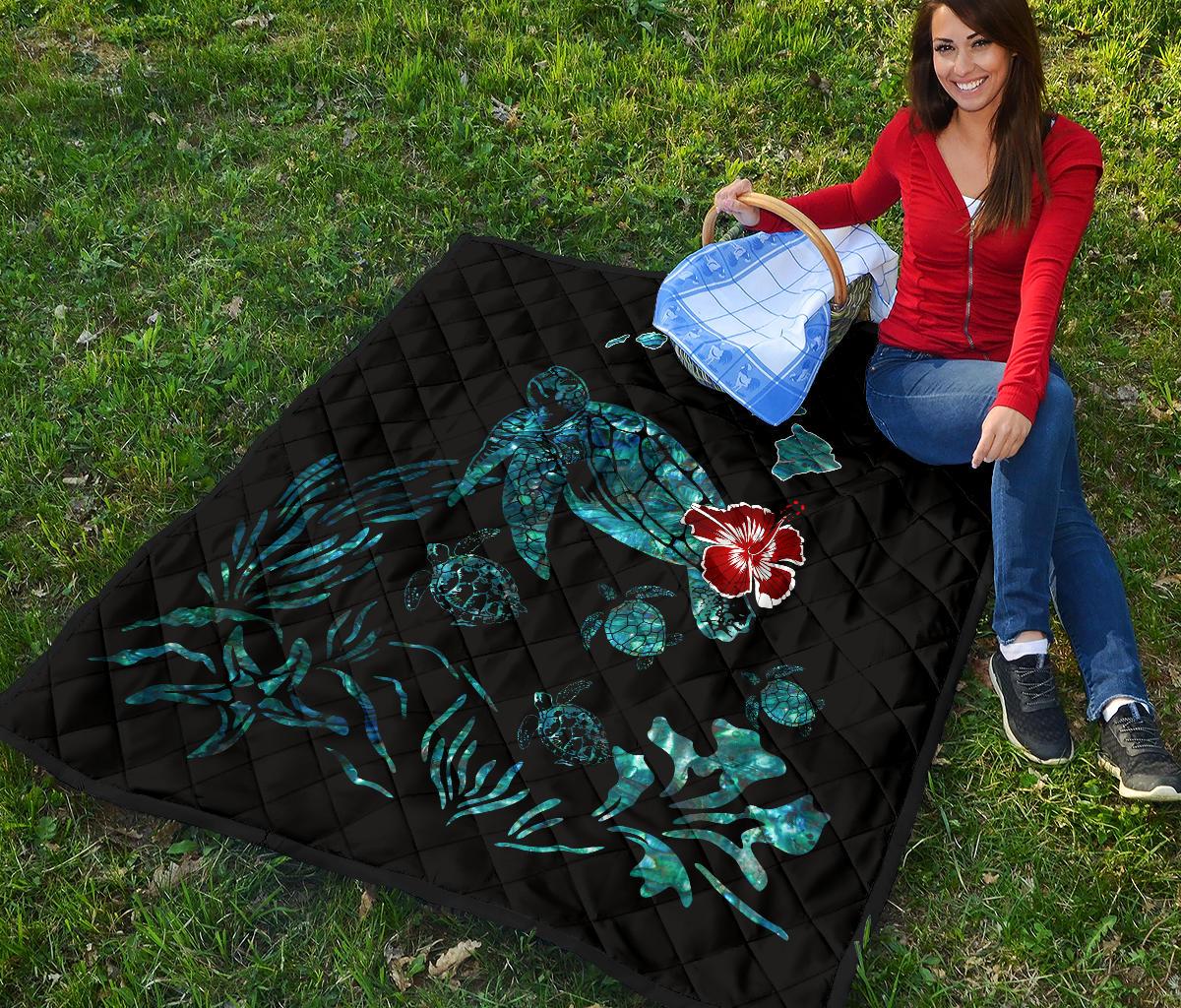 Hawaii Ohana Honu Paua Shell Premium Quilt - Polynesian Pride