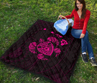 Hawaii Turtle Hibicus Map Premium Quilt - Pink - Polynesian Pride