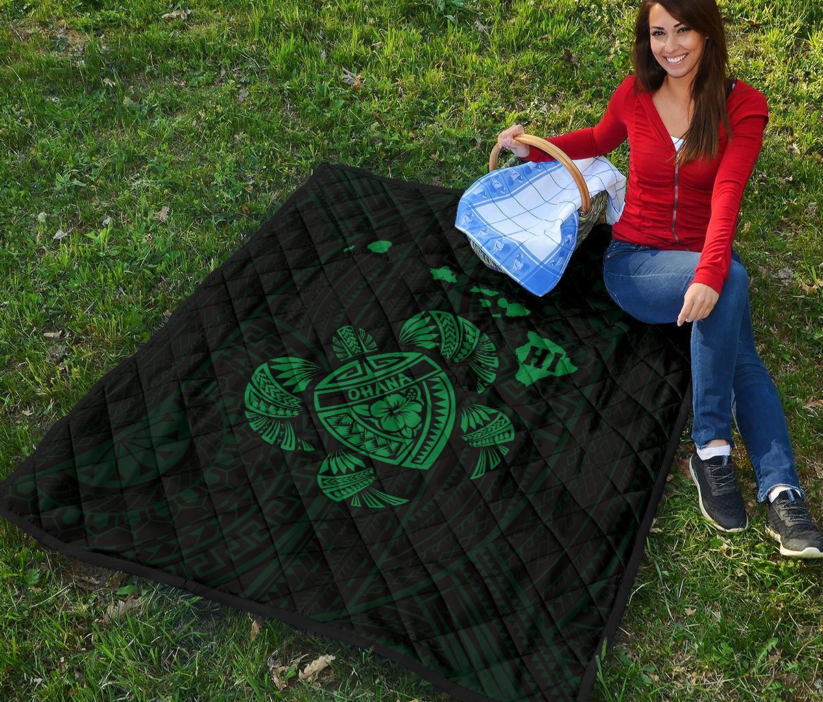 Hawaii Turtle Hibicus Map Premium Quilt - Green - Polynesian Pride