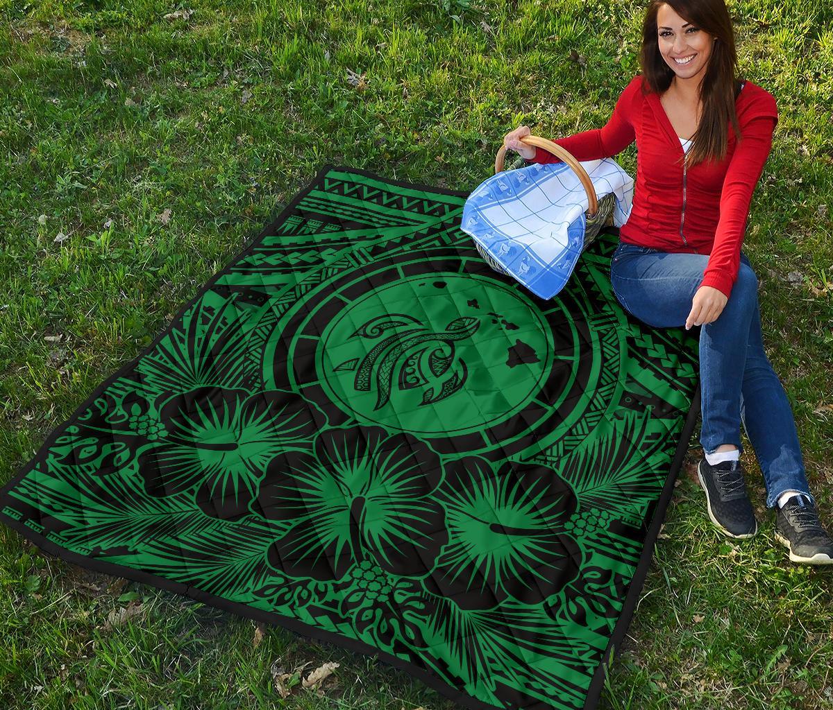 Hawaii Premium Quilt - Hawaii Map Honu Hibiscus Green Polynesian Premium Quilt - Polynesian Pride