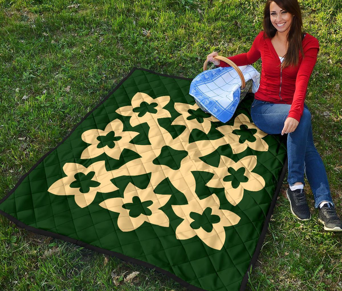 Hawaiian Premium Quilt Royal Pattern - Green - A1 Style - Polynesian Pride