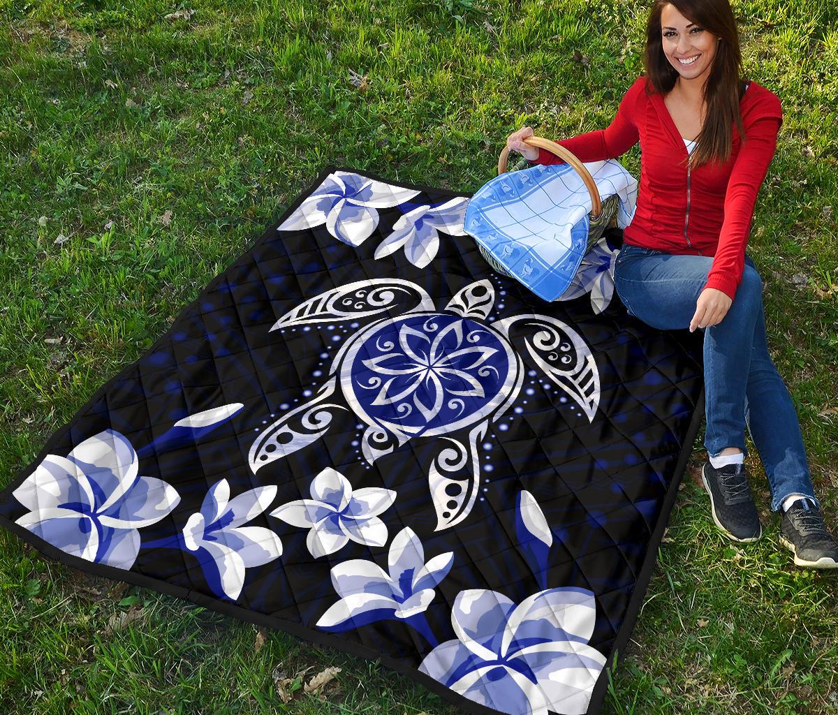 Hawaiian Icon Blue Turtle Plumeria Quilt - Polynesian Pride