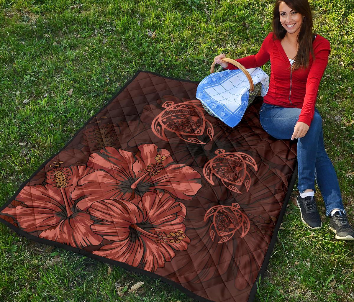 Hawaiian Map Hibiscus Turtle Vintage Polynesian Premium Quilt Red - Polynesian Pride