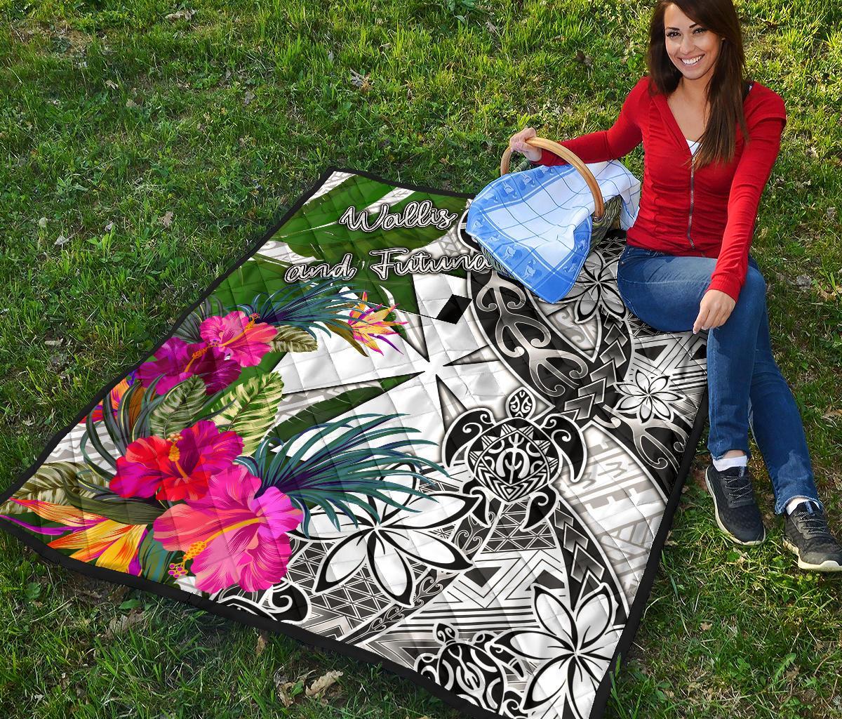 Wallis And Futuna Premium Quilt White - Turtle Plumeria Banana Leaf - Polynesian Pride