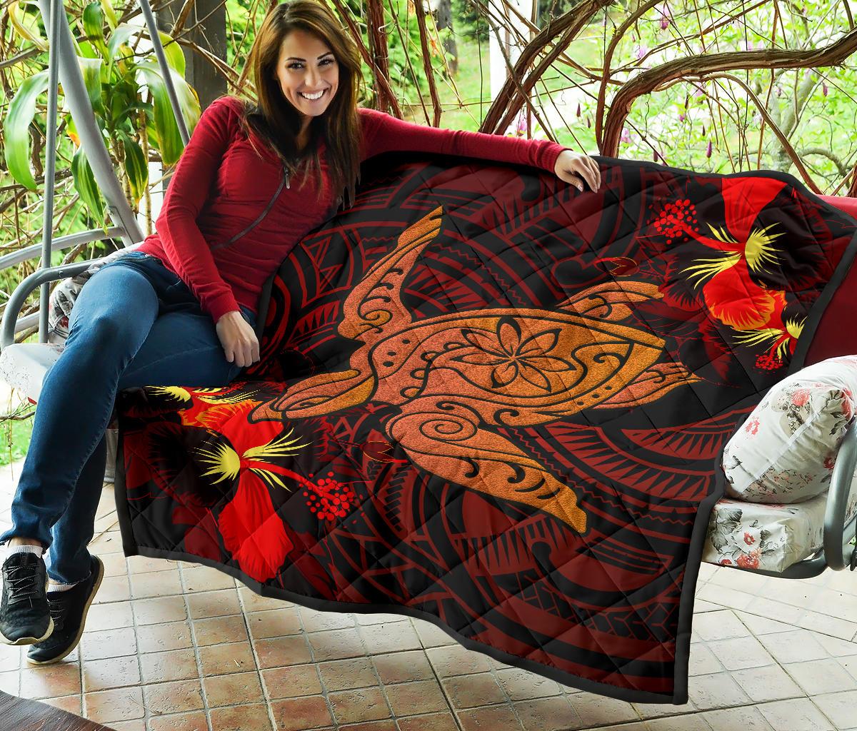 Hawaii Hibiscus Polynesian Red Big Turtle Premium Quilt - Polynesian Pride
