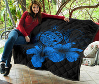 Hawaii Hibiscus Premium Quilt - Turtle Map - Traffic Blue - Polynesian Pride