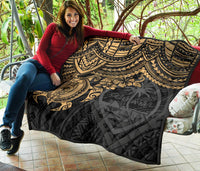 Guam Polynesian Premium Quilt - Guam Coat Of Arms & Golden Turtle Hibiscus - Polynesian Pride