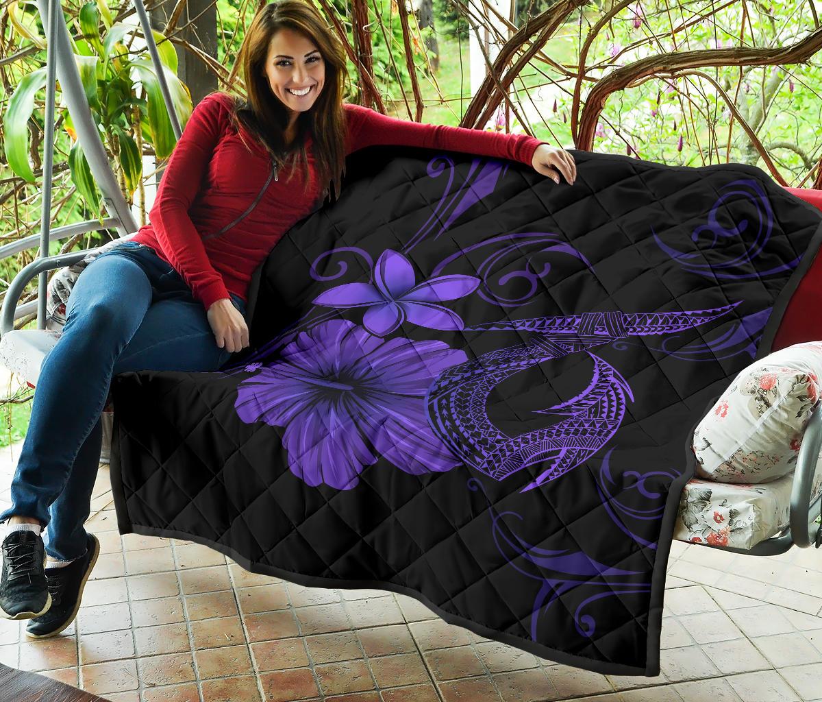 Hawaii Fish Hook Hibiscus Premium Quilt Purple - Polynesian Pride