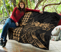 Hawaii Map Kanaka Polynesian Hula Girl Premium Quilt - Gold - Polynesian Pride