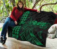 Hawaii Map Kanaka Polynesian Hula Girl Premium Quilt - Green - Polynesian Pride