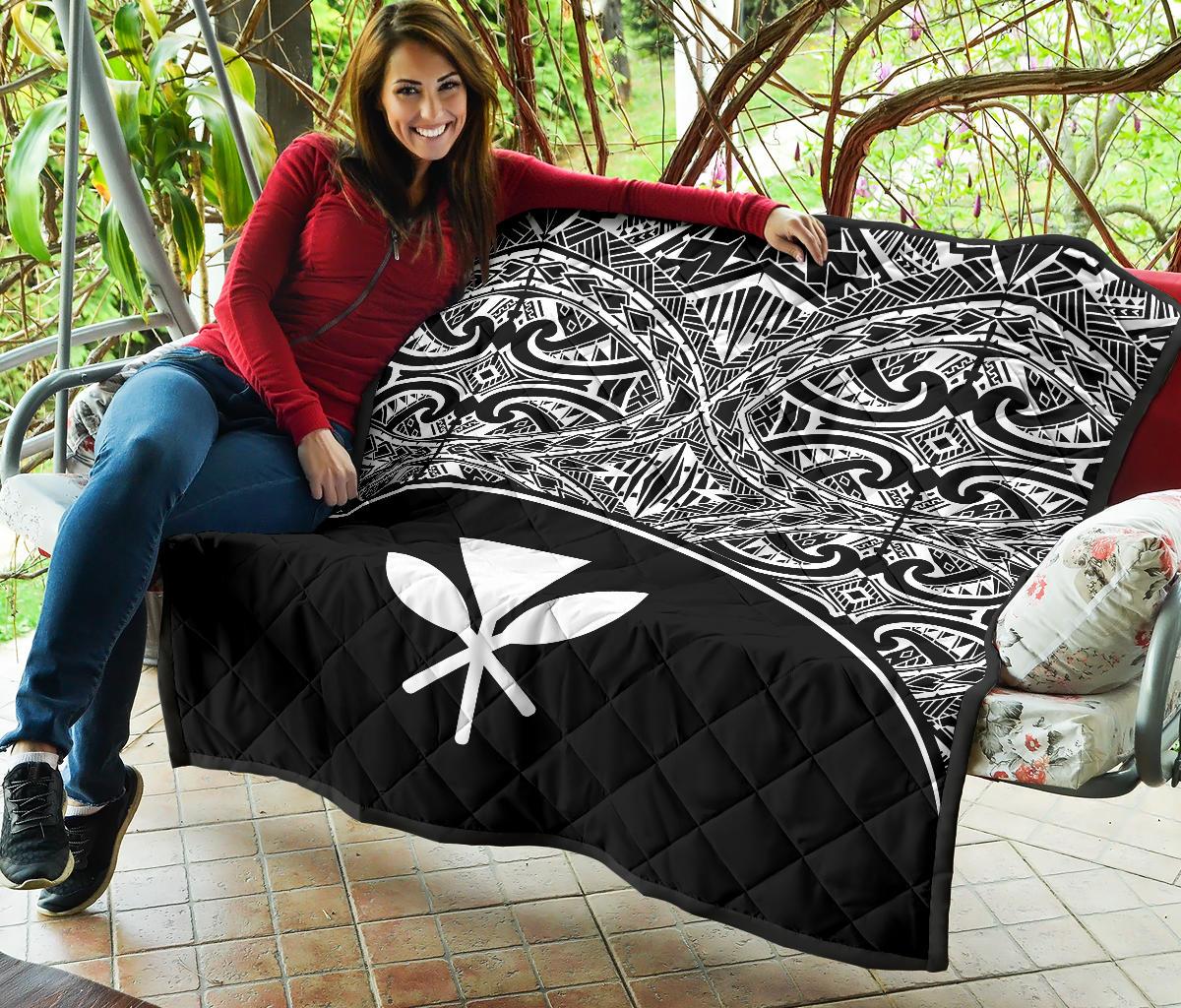 Hawaii Polynesian Premium Quilt - White Kanaka Maoli Curve Version - Polynesian Pride