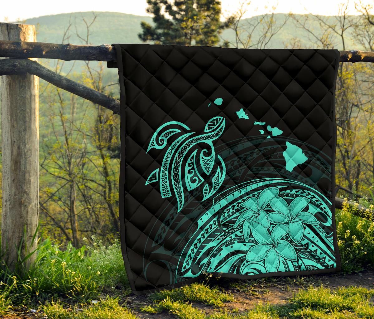 Hawaii Map Plumeria Polynesian Turquoise Premium Quilt - Polynesian Pride